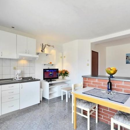 Studio Apartments 4 Two โบล ภายนอก รูปภาพ