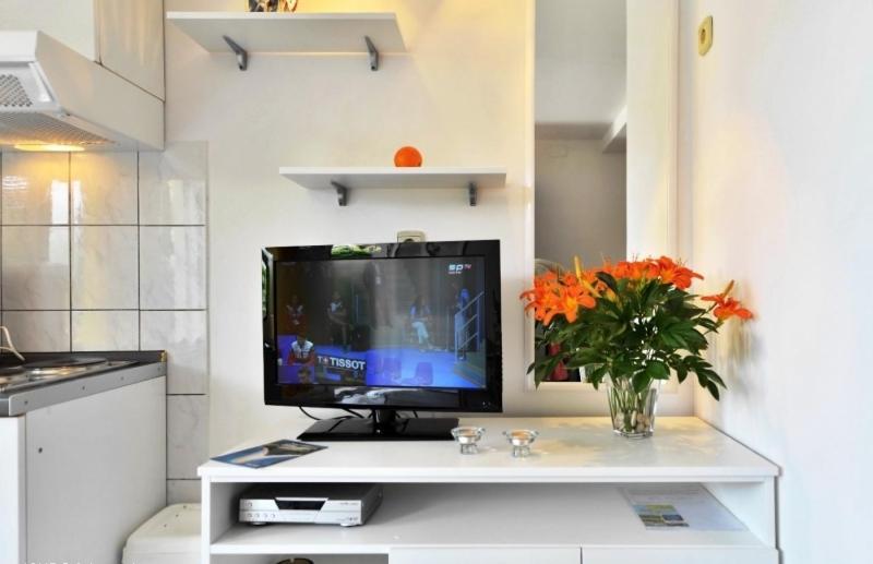 Studio Apartments 4 Two โบล ภายนอก รูปภาพ