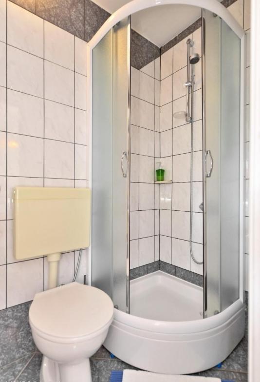 Studio Apartments 4 Two โบล ภายนอก รูปภาพ